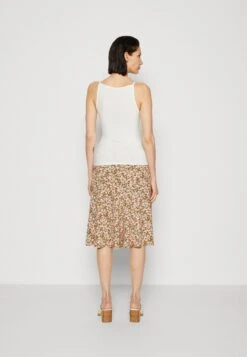 Anna Field Topper - Off-White 8 Anna Field Topper - Off-White -Anna Field 252c7fad77454ab4b93a2bea16770ecd