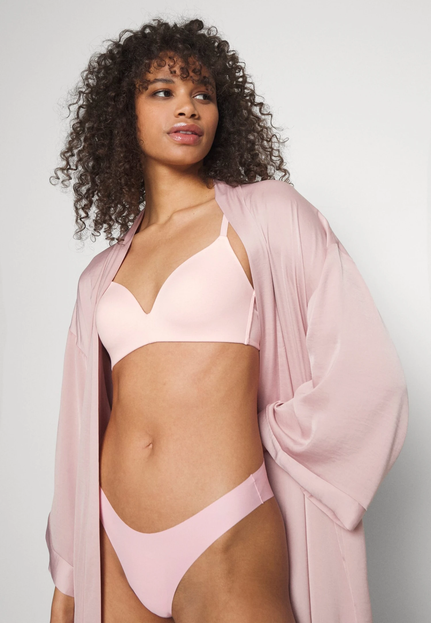 Anna Field 2 Pack - T-Skjorte-Bh - 402 - Pink_102 - Grey 5 Anna Field 2 Pack - T-Skjorte-Bh - 402 - Pink_102 - Grey - Bilde 5