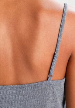 Anna Field Sarah Short Pj Set- Pyjamas - Off-White/Dark Blue 10 Anna Field Sarah Short Pj Set- Pyjamas - Off-White/Dark Blue -Anna Field 49d51a315b42407db76066305cc81b2a