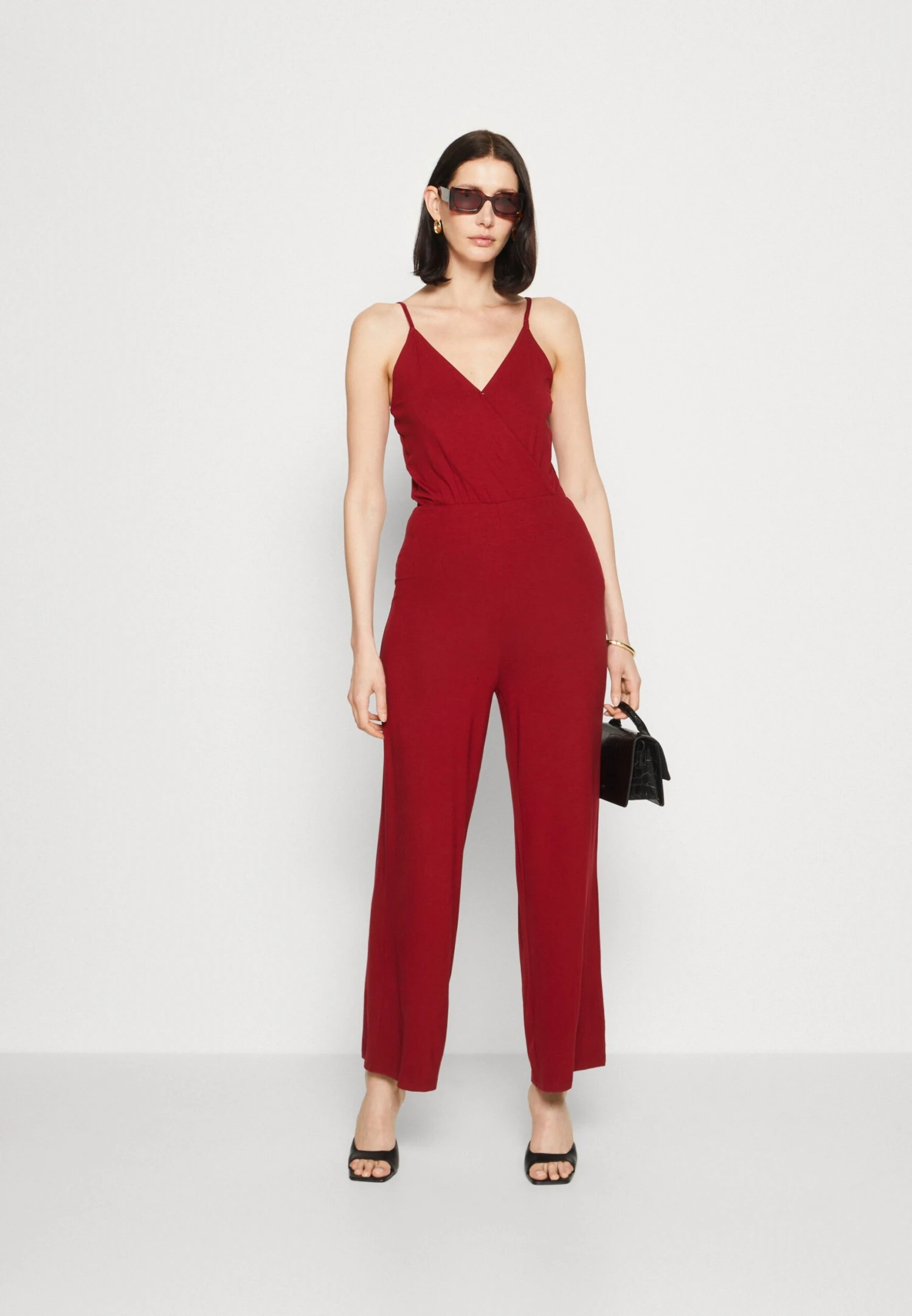 Anna Field Jumpsuit - Dark Red 2 Anna Field Jumpsuit - Dark Red - Bilde 2