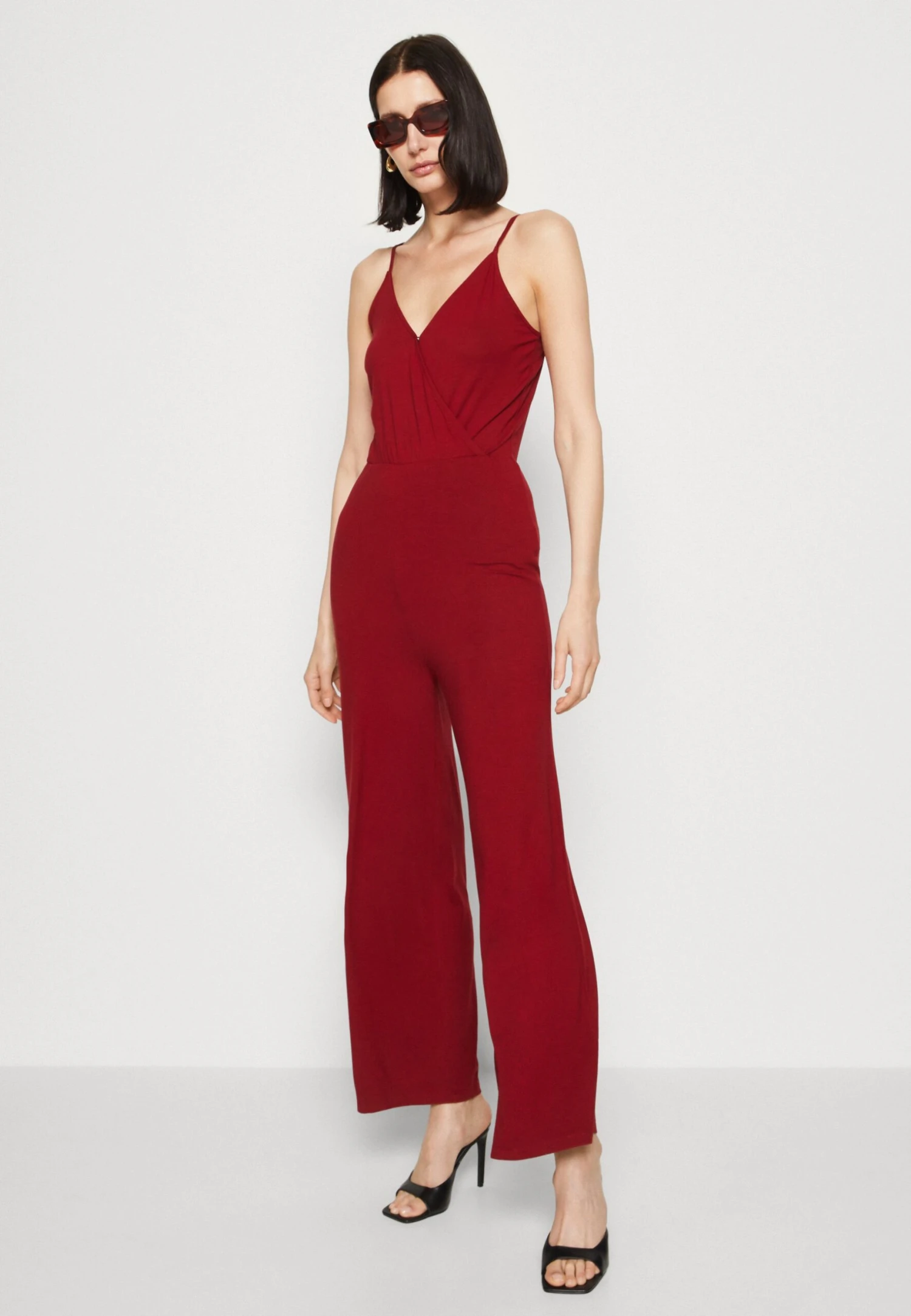 Anna Field Jumpsuit - Dark Red 4 Anna Field Jumpsuit - Dark Red - Bilde 4