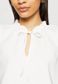 Anna Field Topper - Off-White -Anna Field 80628062058e4db984c949e77b558260