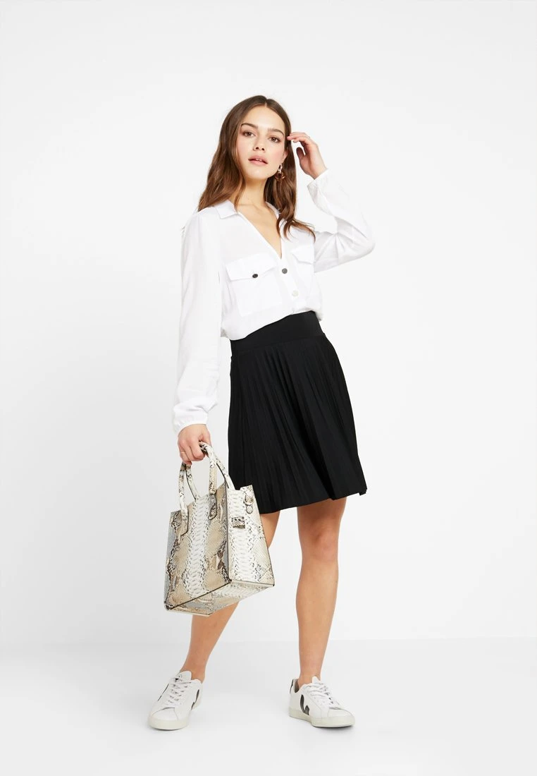 A-Line Skjørt - Black 2 A-Line Skjørt - Black - Bilde 2