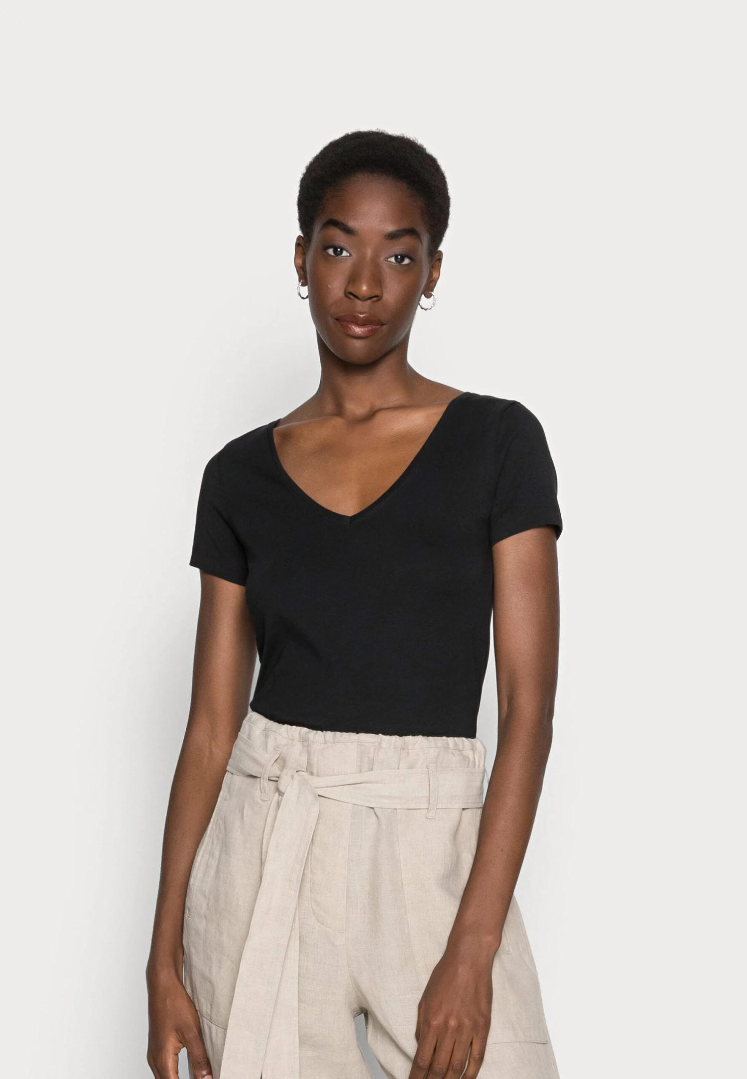 Anna Field 2 Pack - T-Shirts - Black 2 Anna Field 2 Pack - T-Shirts - Black - Bilde 2