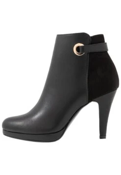 Anna Field -Anna Field aad0aef2ee984cdfb165e83d168bce97