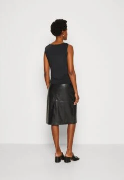 Anna Field Topper - Black -Anna Field b2de00a8aa55463884ae4c11aa4fea44