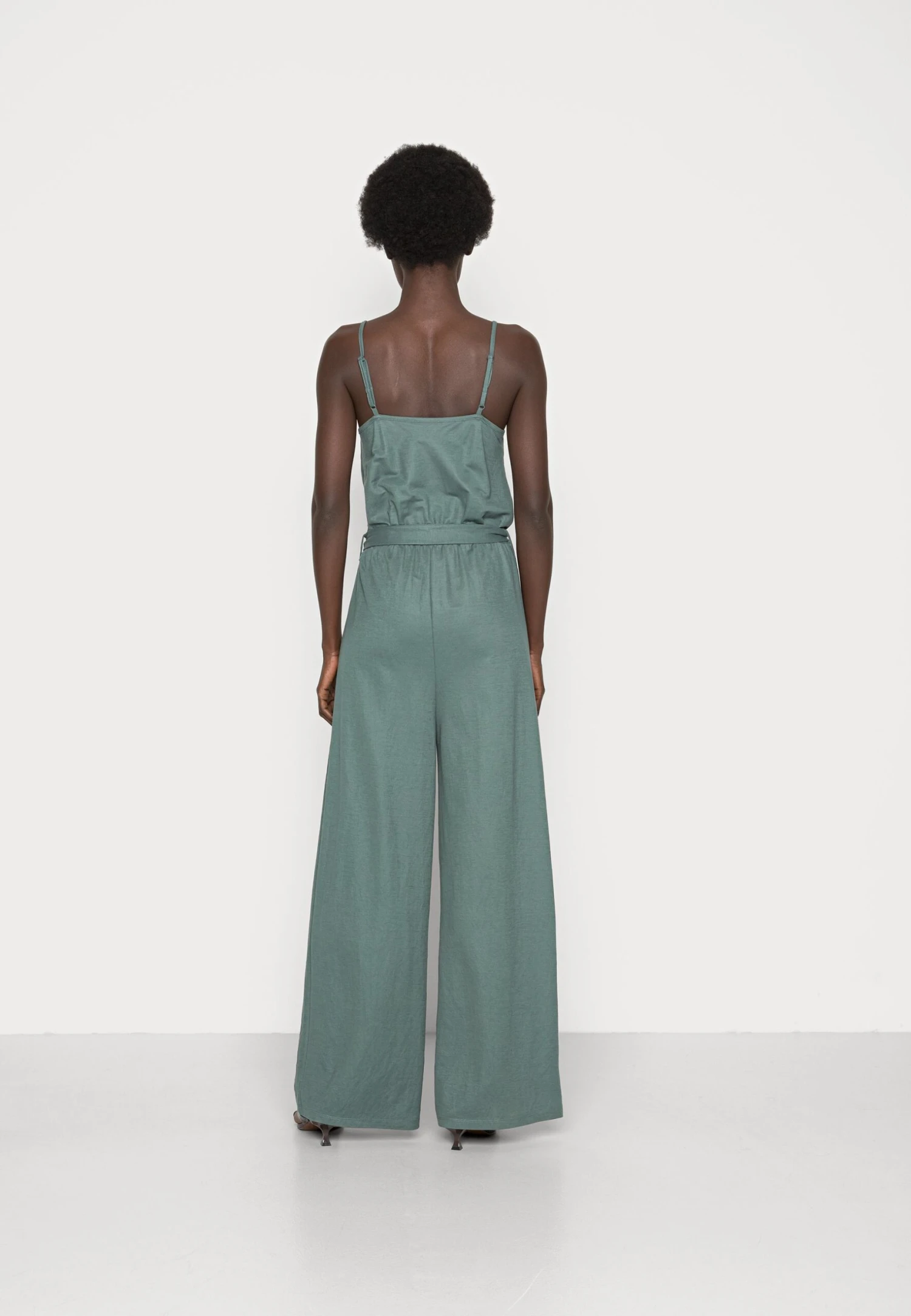 Anna Field Jumpsuit - Light Green 3 Anna Field Jumpsuit - Light Green - Bilde 3