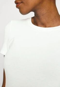 T-Shirts - Off-White -Anna Field dc91d13f16f74c2796a301cd057132ce