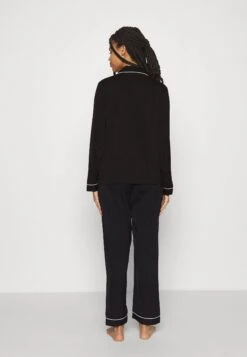 Anna Field Pyjamas - Black 10 Anna Field Pyjamas - Black -Anna Field de48a9cc214b41d59ff715b1da2f3717