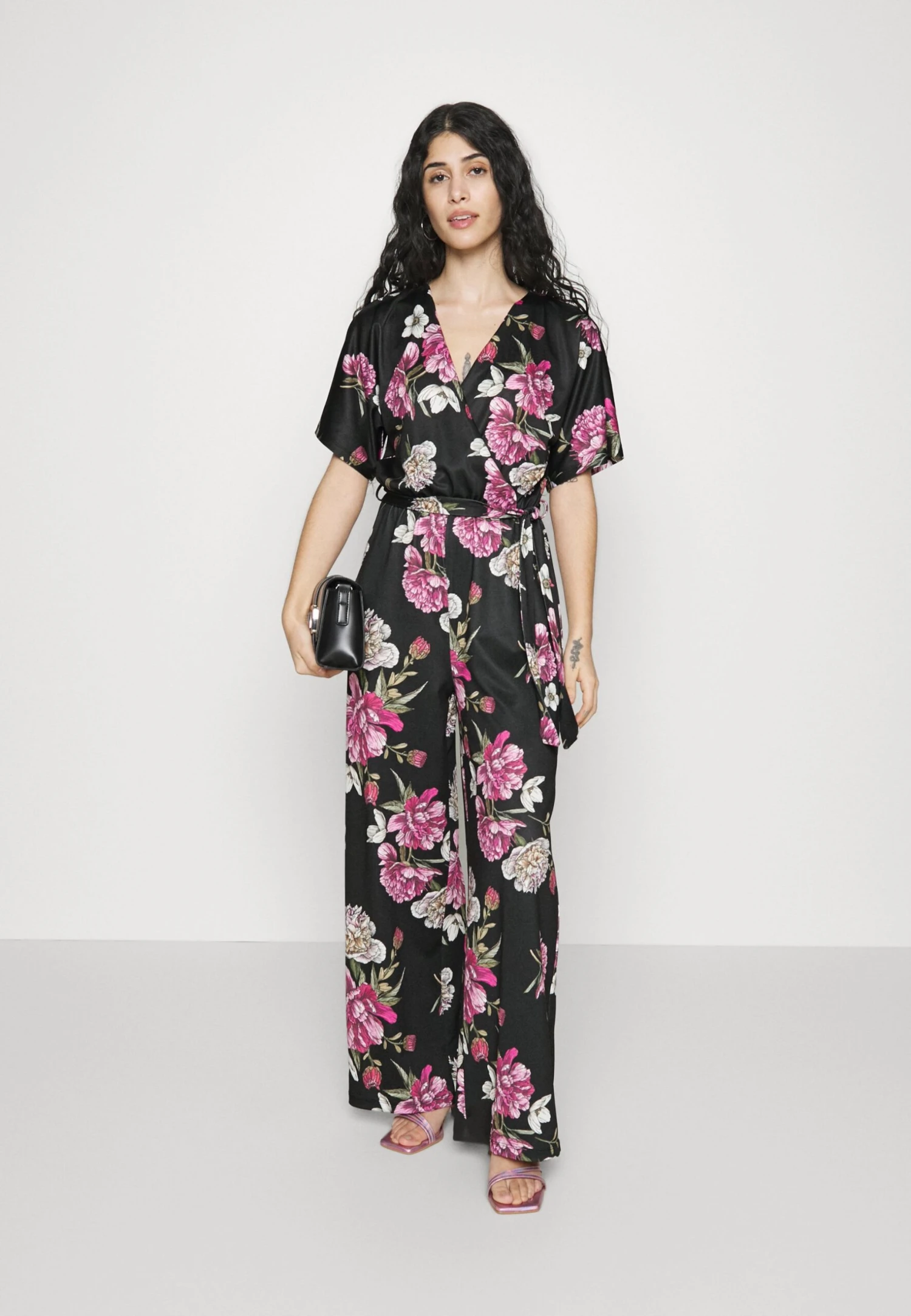 Jumpsuit - Black/ Multi-Coloured 2 Jumpsuit - Black/ Multi-Coloured - Bilde 2