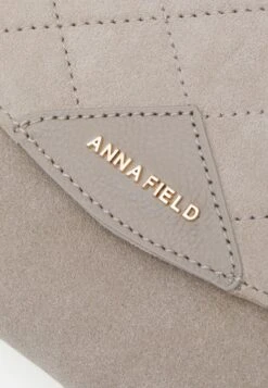 Anna Field Leather - Clutch - Taupe -Anna Field eeb17827a5b340eebb4d77e0eb4c037e